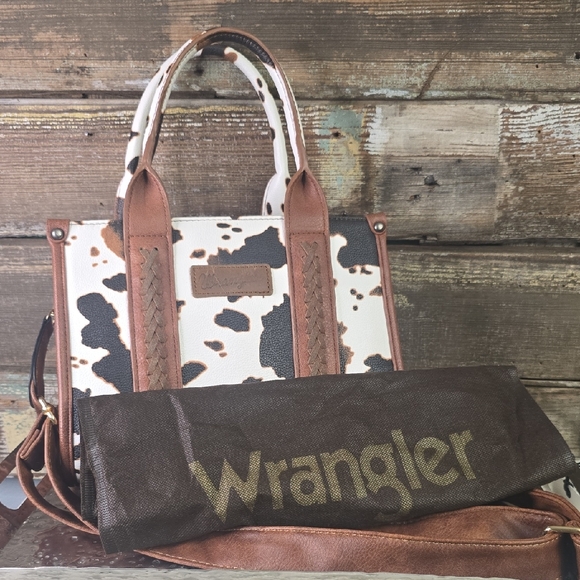 Wrangler Brown and White Cow Print Concealed Carry Tote W/ Dustbag - Picture 1 of 9